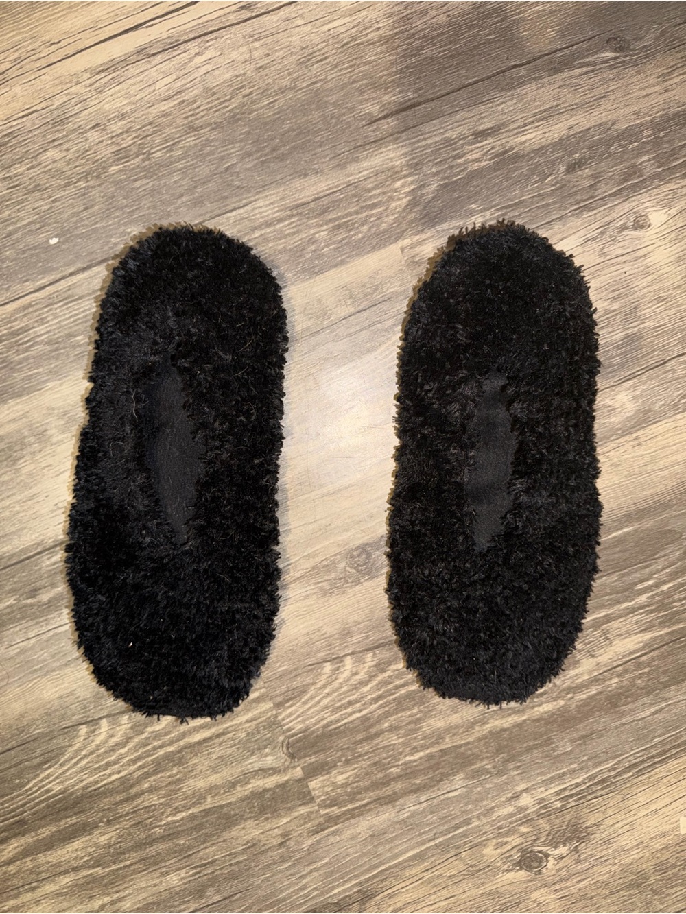 Plush Black Women's Slip-On Fuzzy Slippers
